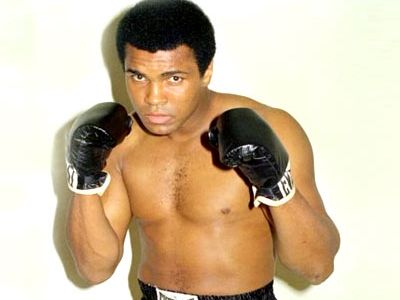 6 Mart 1964 - Cassius Clay, resmi olarak Muhammet Ali adını aldı